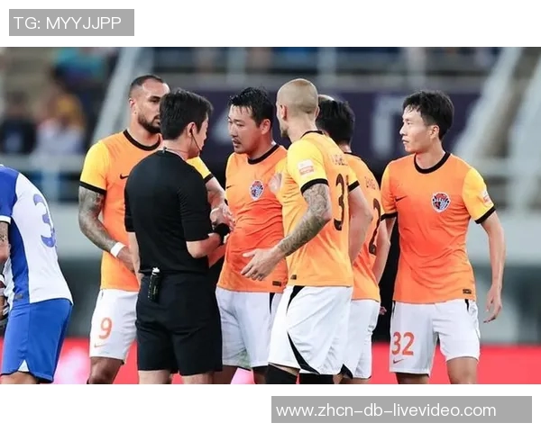 足球打黑现象严重影响赛事公正性亟需加强监管与法律惩罚措施 足球打黑现象严重影响赛事公正性亟需加强监管与法律惩罚措施